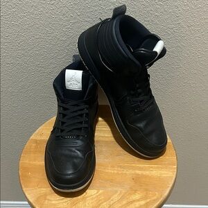 Jordan Heritage Black/White-Black 886312-011